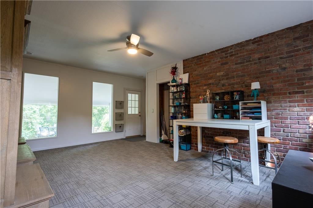 3711 E Colony Square — photo 38