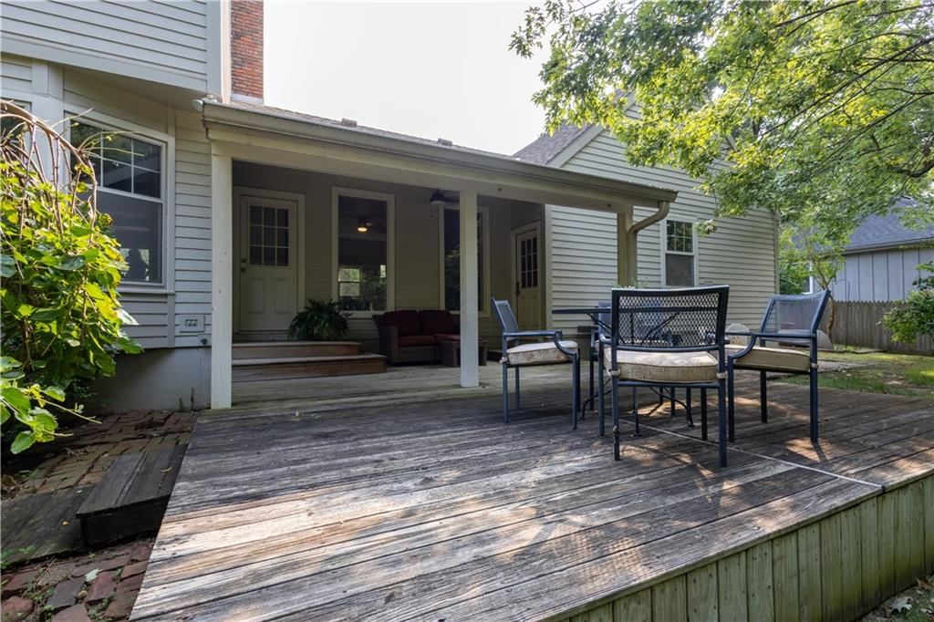 3711 E Colony Square — photo 42