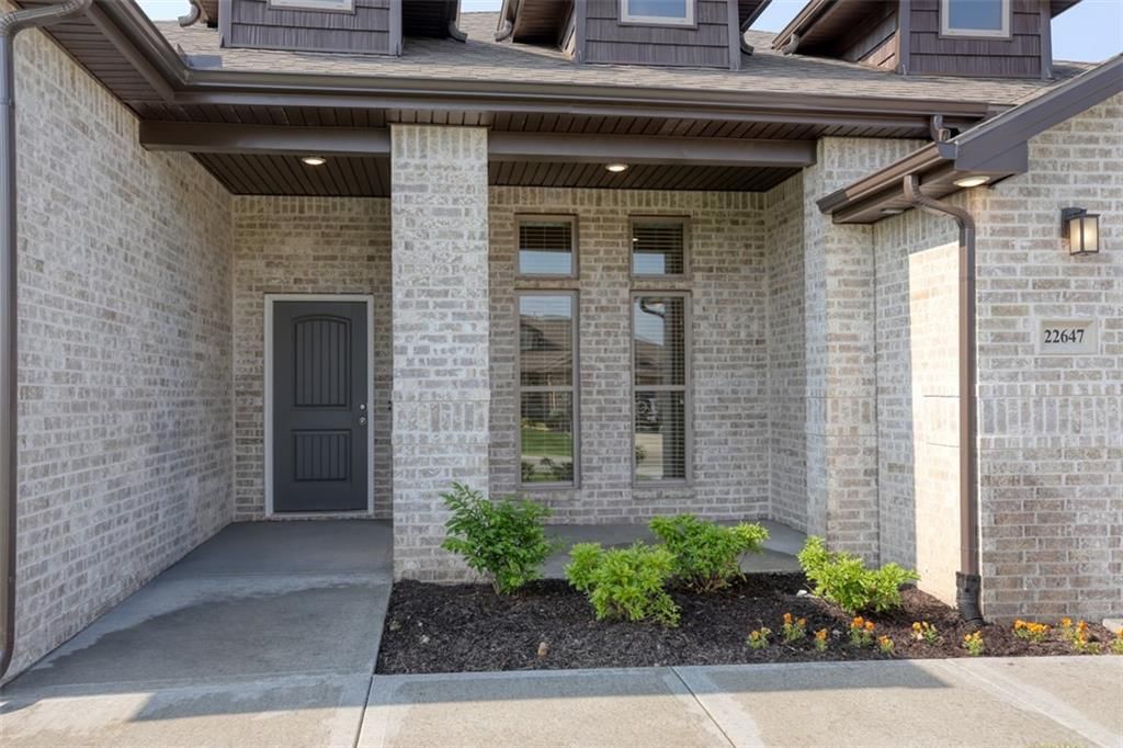 26544 W 83rd Terrace — photo 4