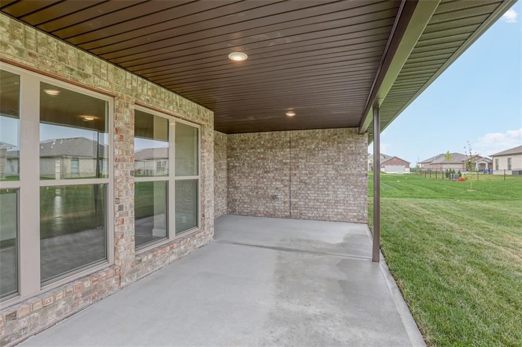 8357 Greentree Drive — photo 8