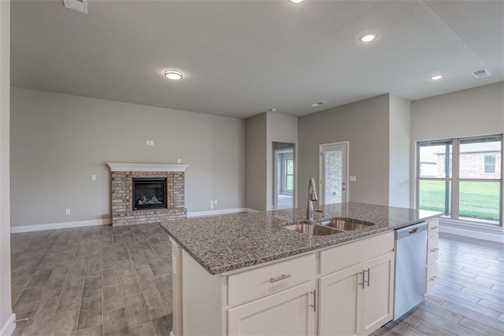 8357 Greentree Drive — photo 14