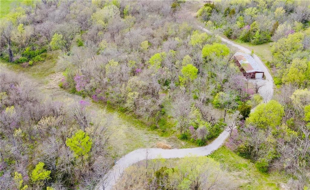 814 N BUCKNER TARSNEY Road — photo 3