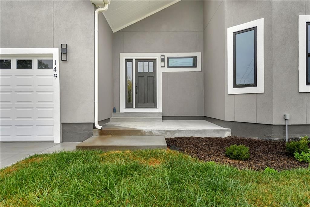 149-153 S Linn Valley Drive — photo 5