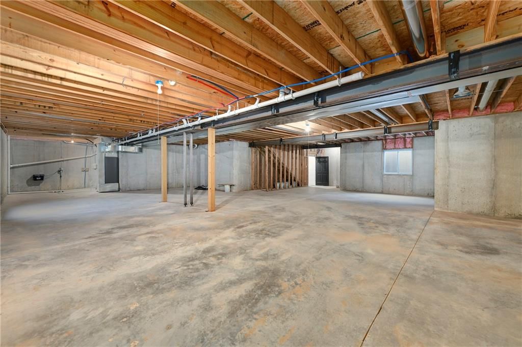 149-153 S Linn Valley Drive — photo 37