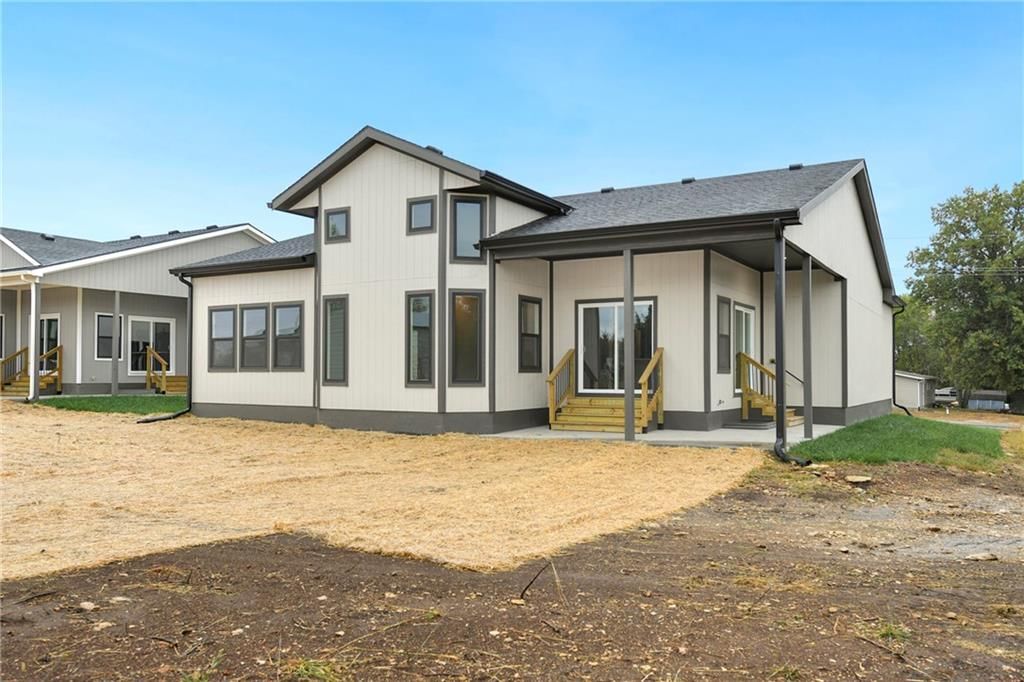 149-153 S Linn Valley Drive — photo 42