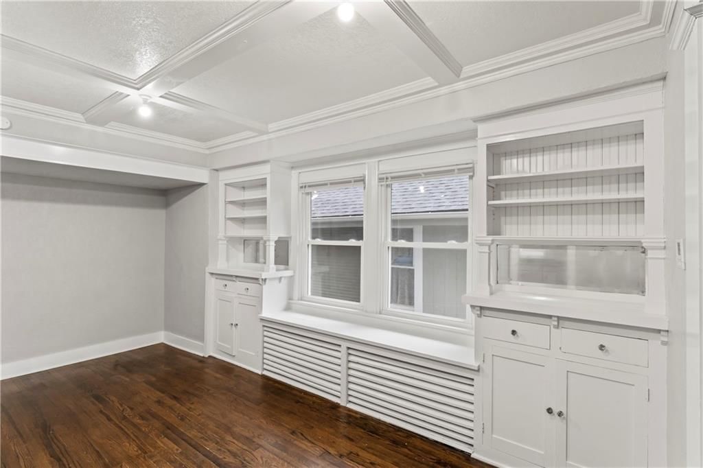 4235 Chestnut Avenue — photo 8