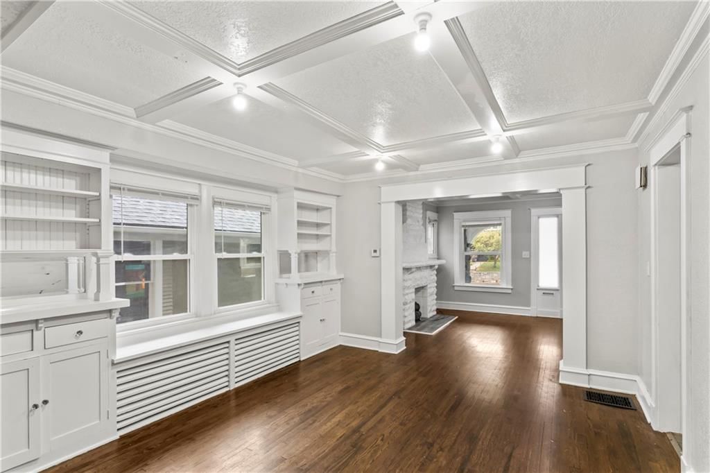 4235 Chestnut Avenue — photo 10