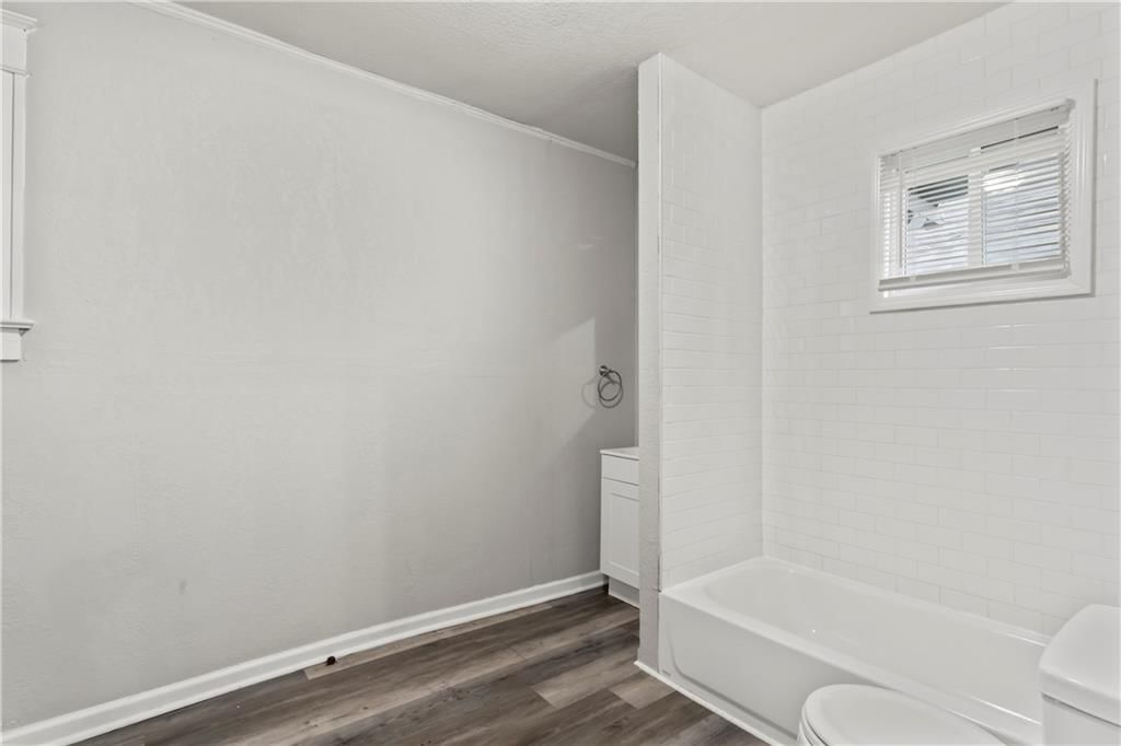4235 Chestnut Avenue — photo 11