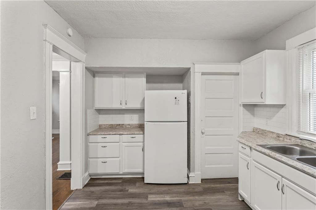 4235 Chestnut Avenue — photo 16