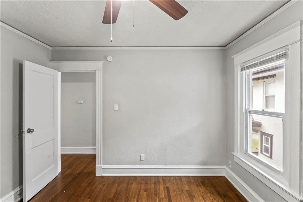 4235 Chestnut Avenue — photo 21