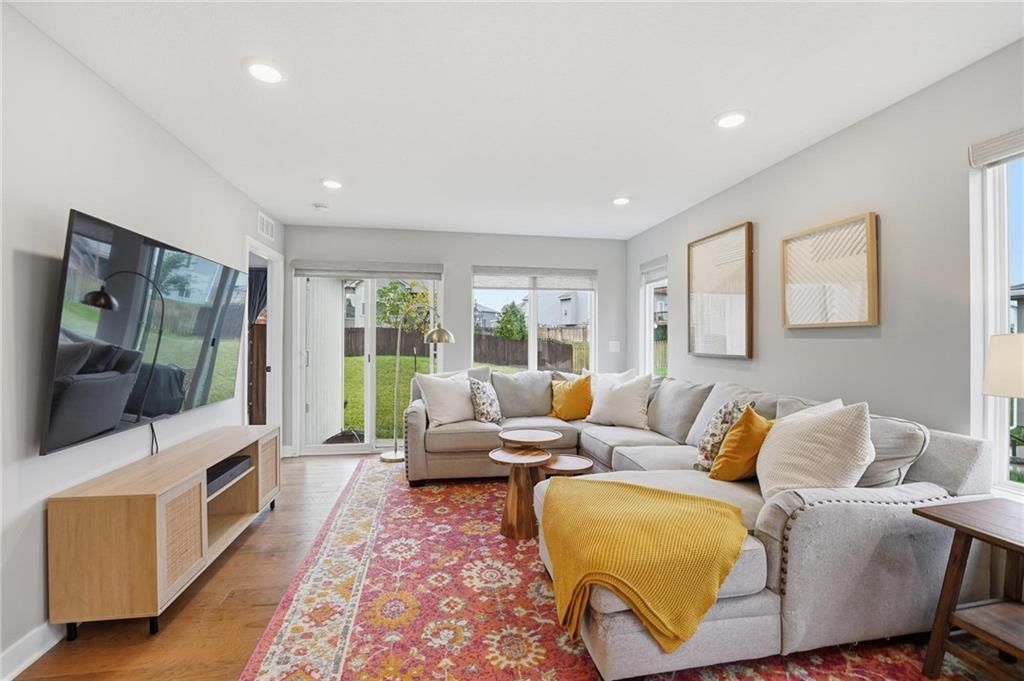 12701 S Burrows Street — photo 13