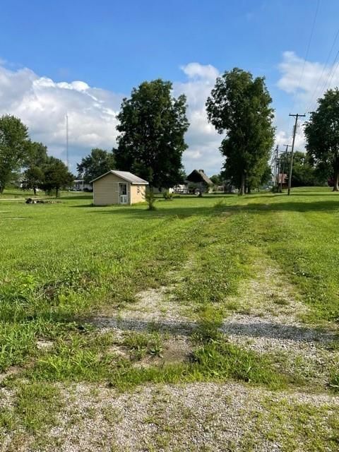 431 E Elm Street — photo 13
