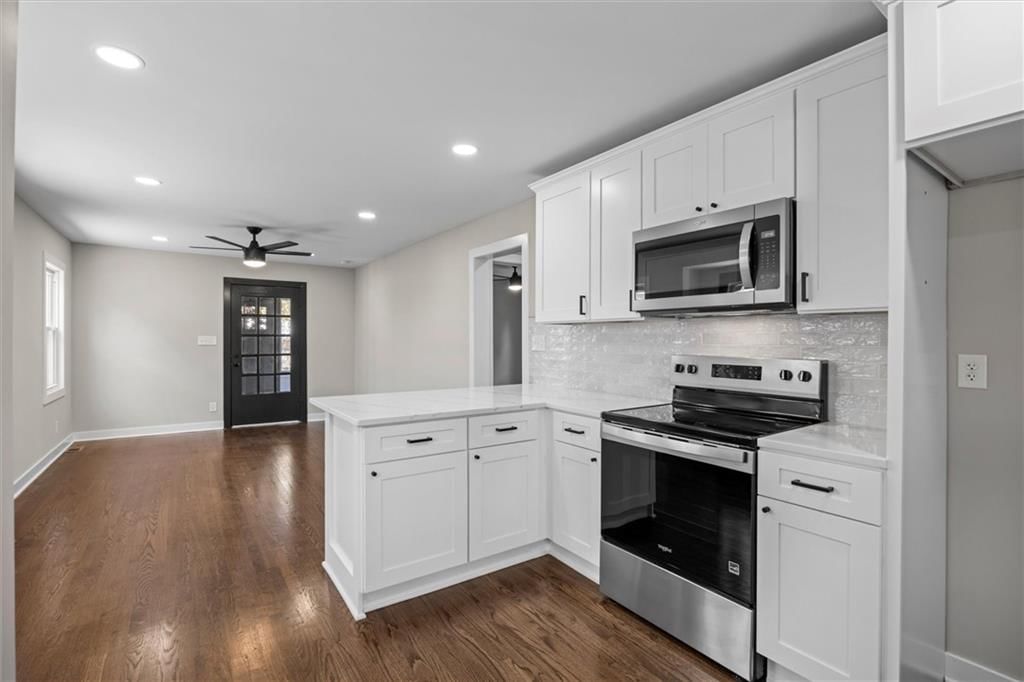 205 W 82nd Terrace — photo 10