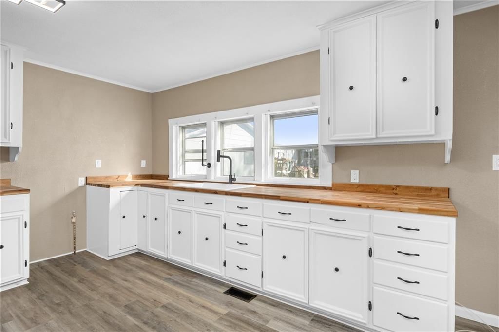 708 Mill Street — photo 12
