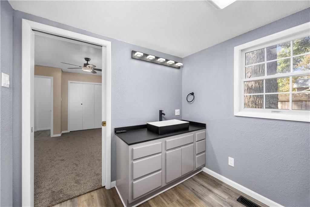 708 Mill Street — photo 18