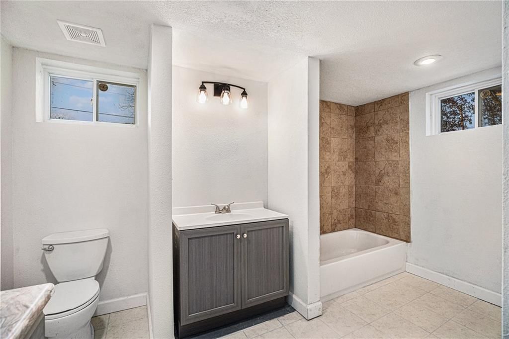 200 SE Wingate Street — photo 27