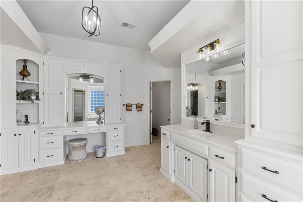 5716 W 146th Street — photo 33