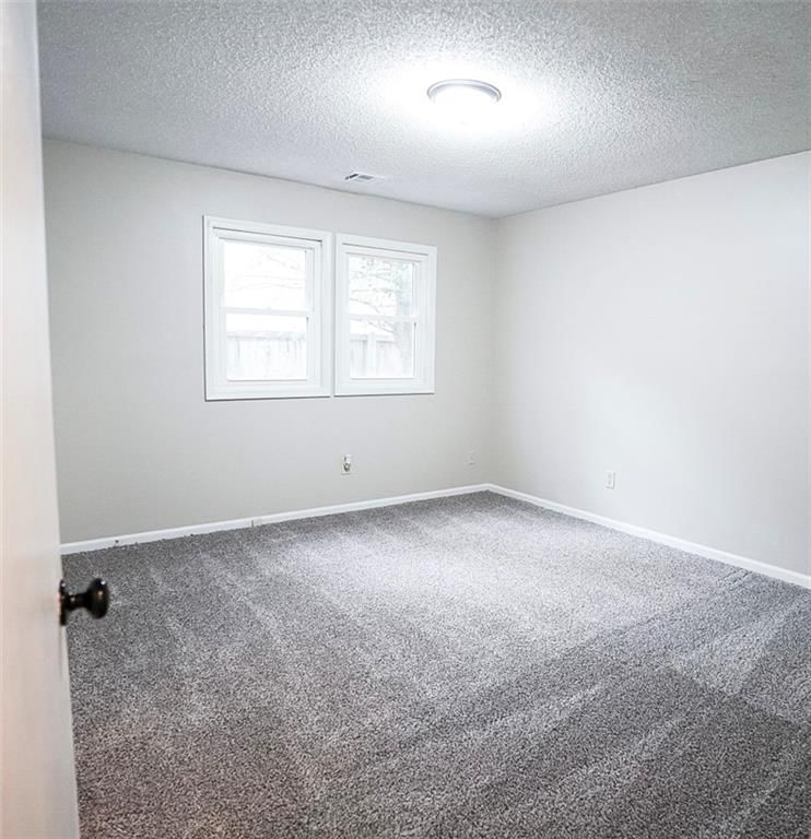 1328 N Harvey Drive — photo 11