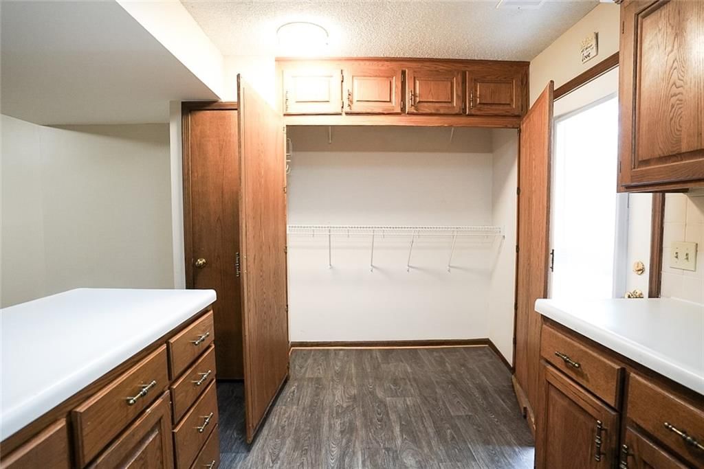 1328 N Harvey Drive — photo 12