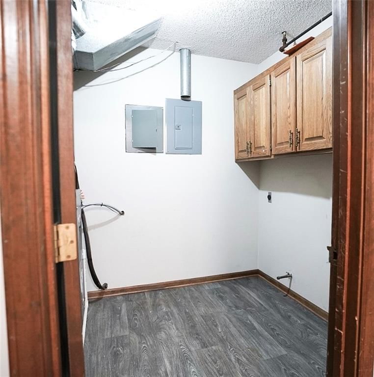 1328 N Harvey Drive — photo 13
