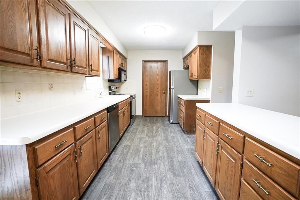 1328 N Harvey Drive — photo 14