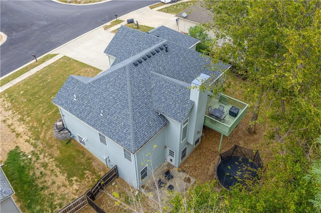 211 Westgate Circle — photo 3