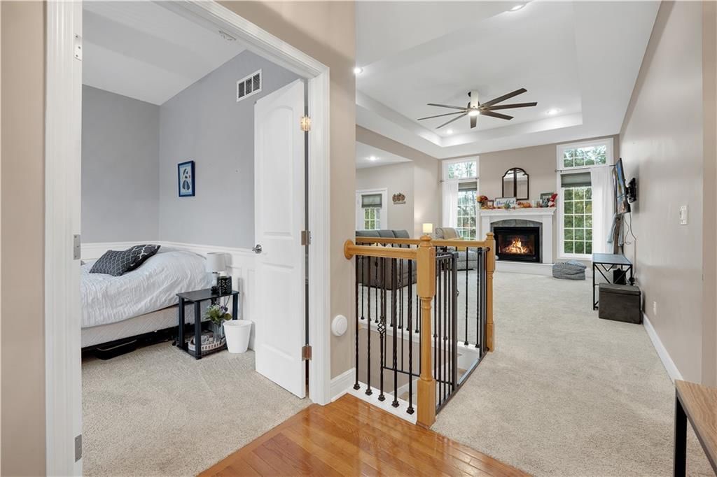 211 Westgate Circle — photo 8