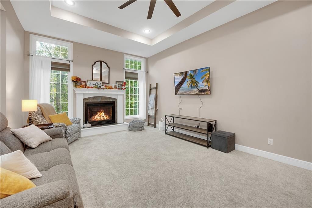 211 Westgate Circle — photo 32