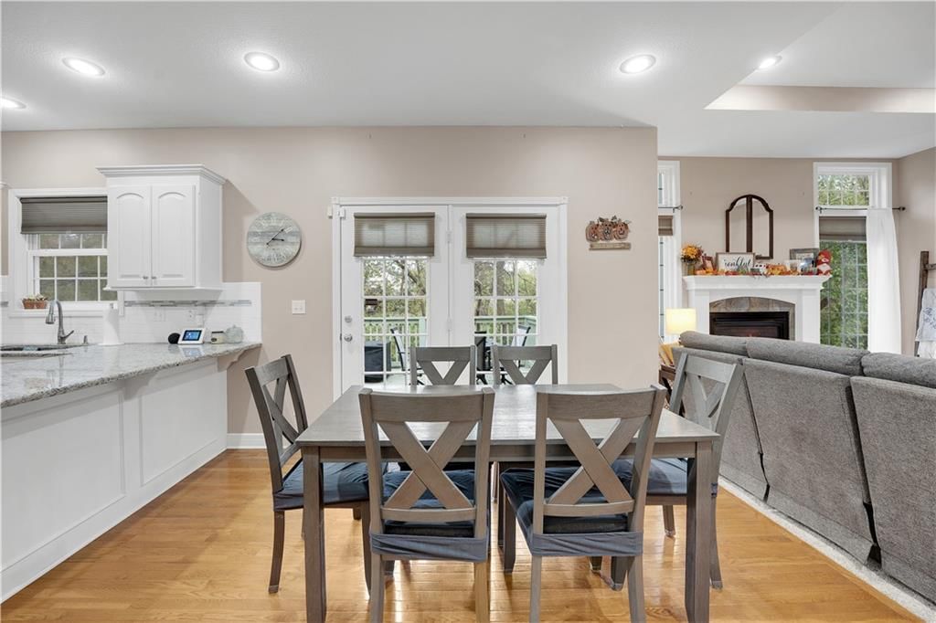 211 Westgate Circle — photo 38