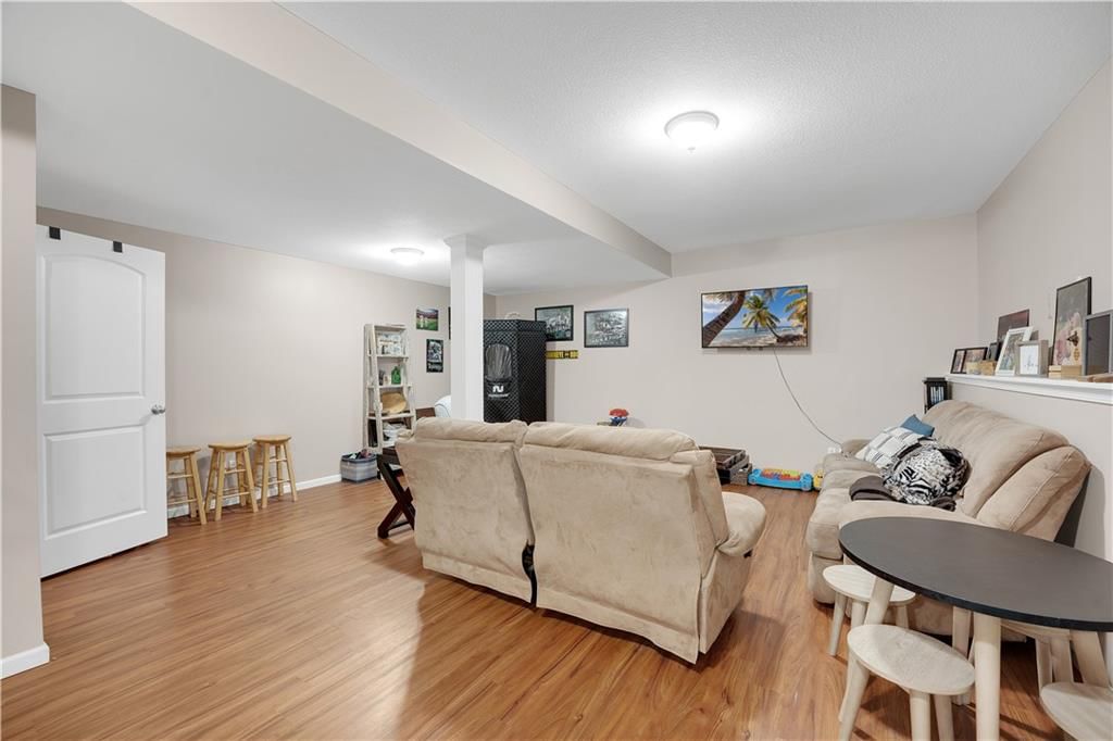 211 Westgate Circle — photo 58
