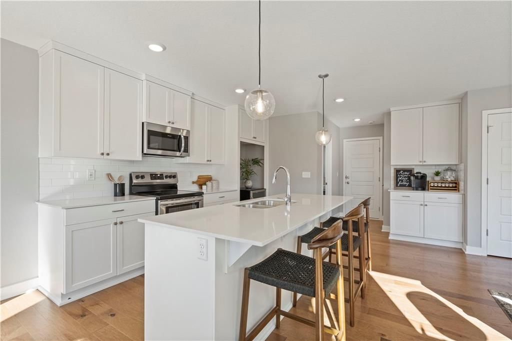 8769 SW 10th Street — photo 6