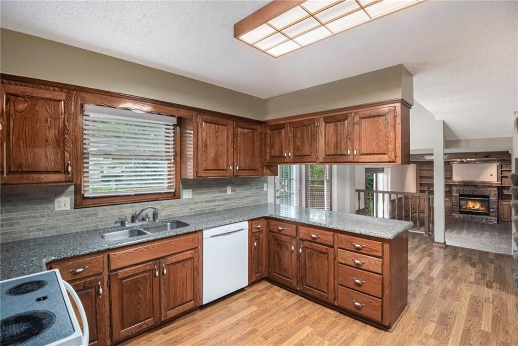 14805 S Brougham Drive — photo 6