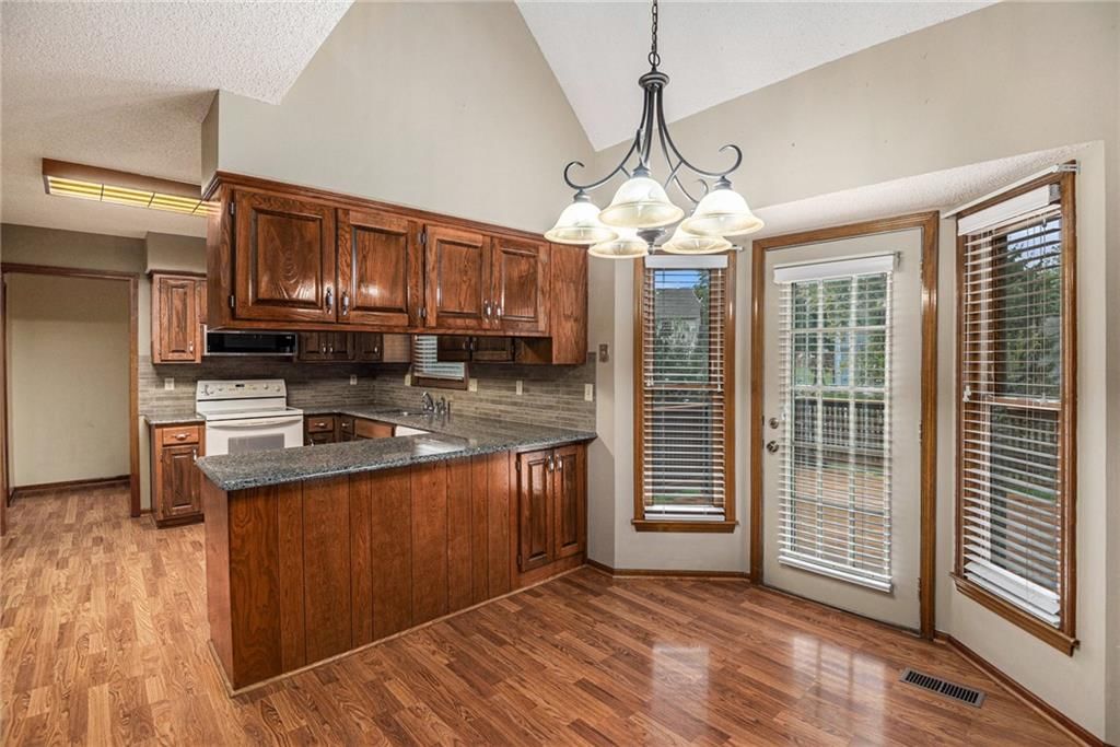 14805 S Brougham Drive — photo 9