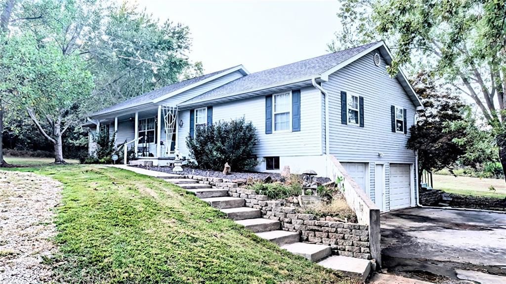 1875 350 Road, El Dorado Springs, MO