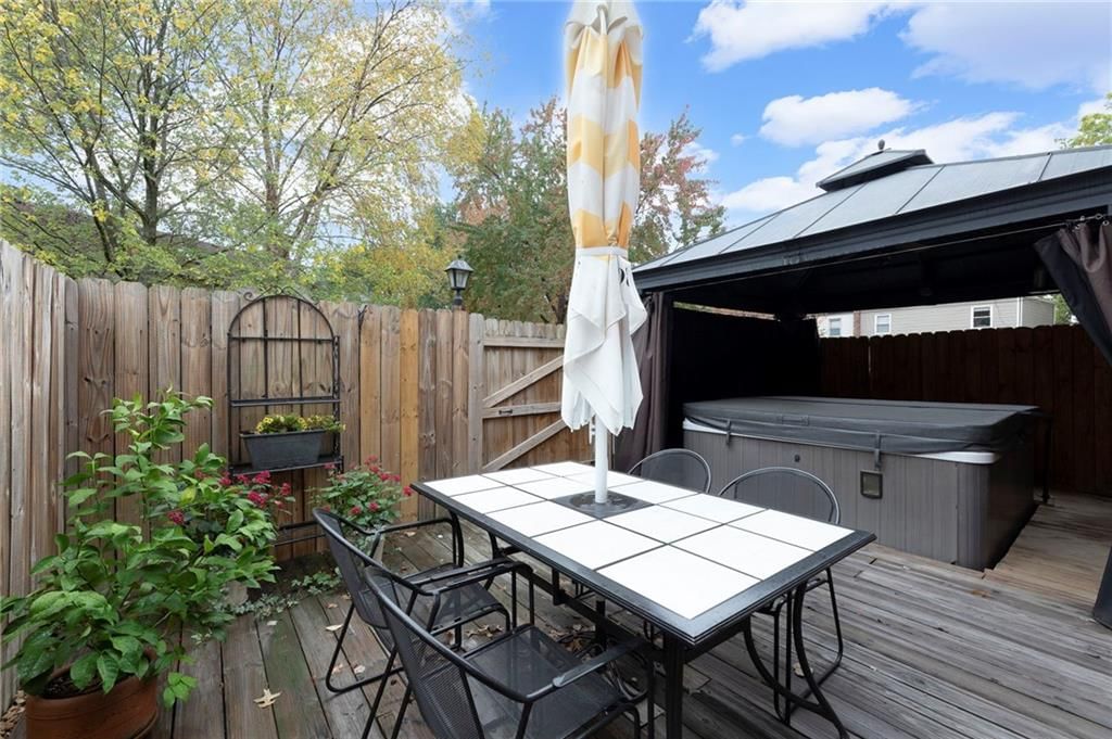 3725 NE COLONIAL Drive — photo 19