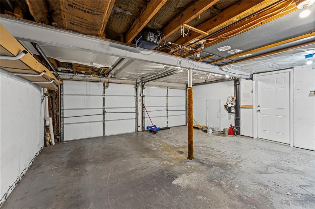 3725 NE COLONIAL Drive — photo 21