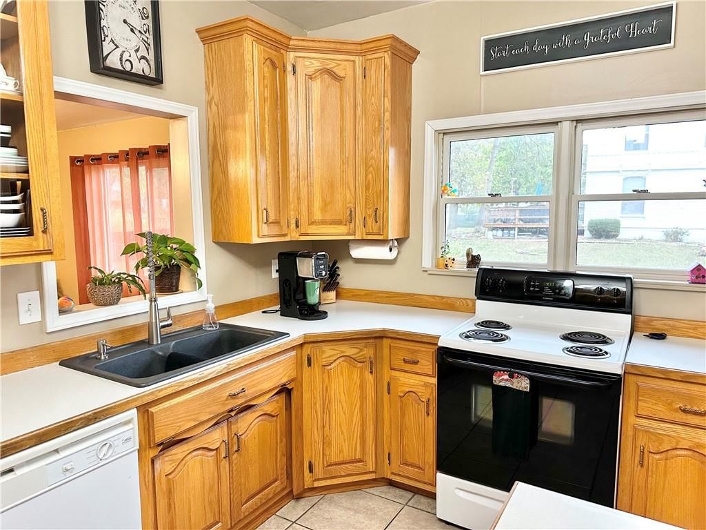 202 N Maple Street — photo 11