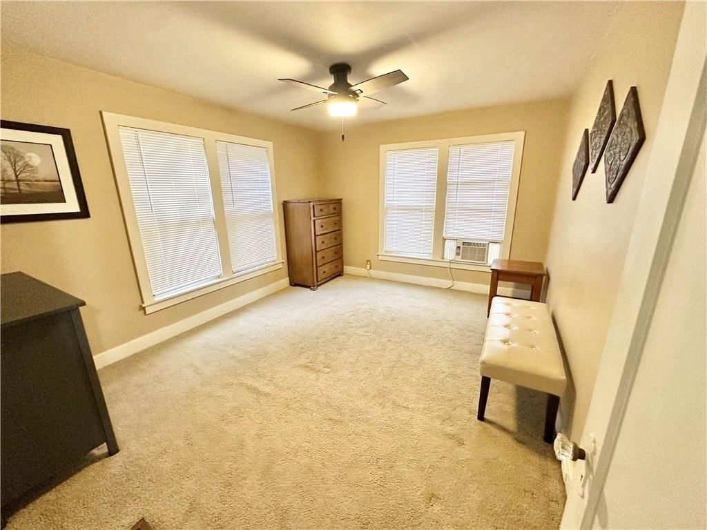 202 N Maple Street — photo 27