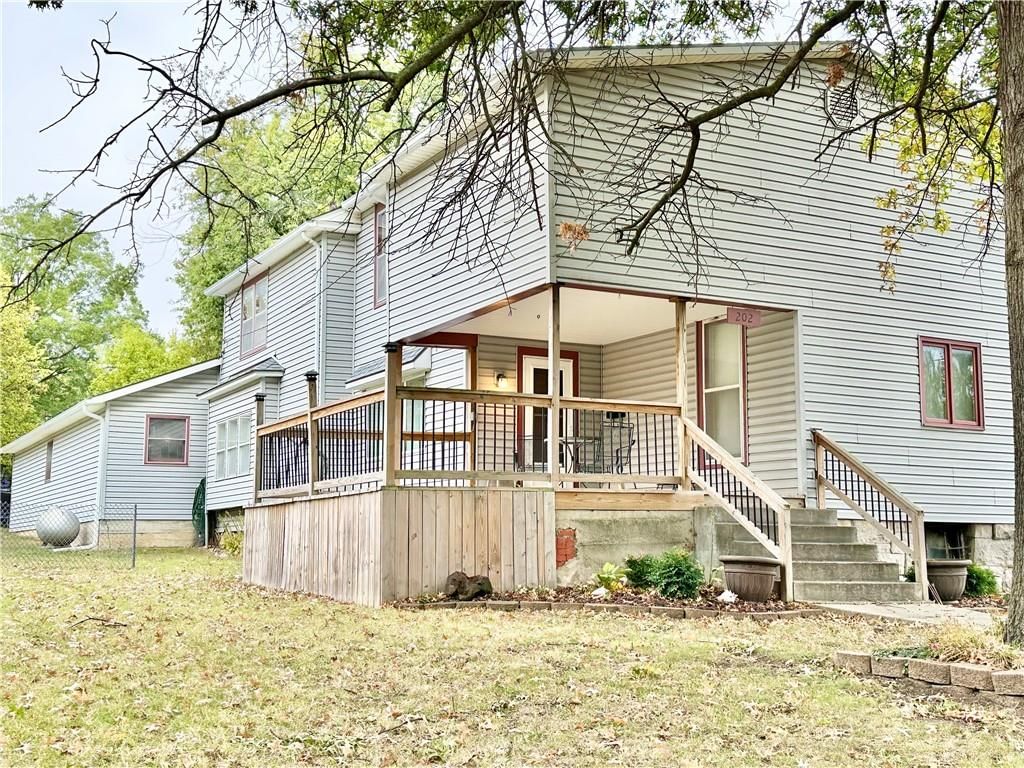 202 N Maple Street — photo 39