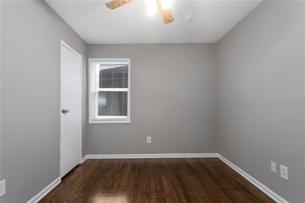 5876 N Oakley Avenue — photo 17