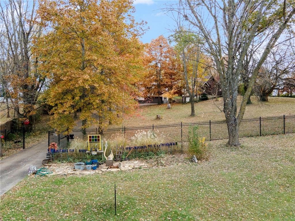 16115 Kountryridge Drive — photo 3