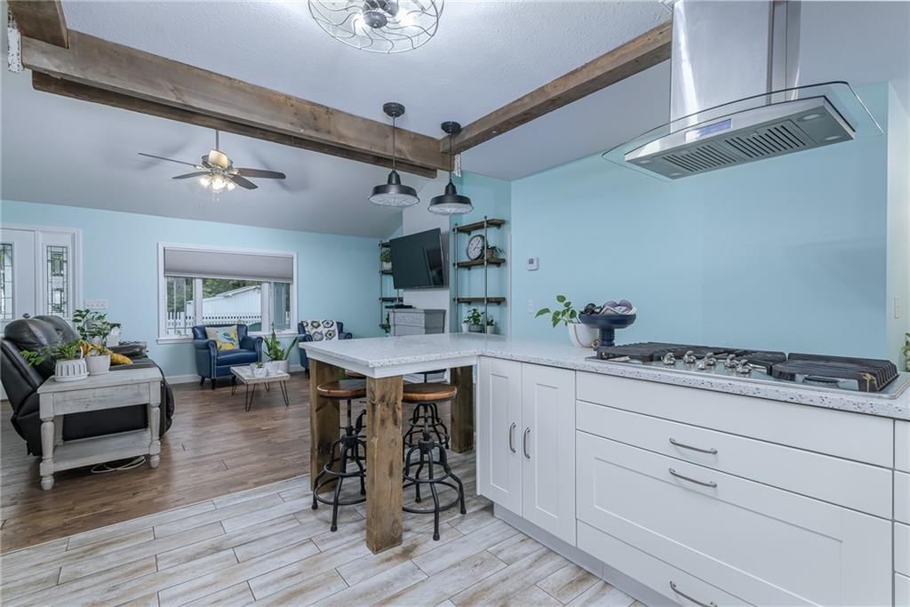 525 Pleasant Street — photo 10