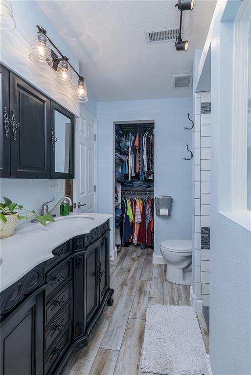 525 Pleasant Street — photo 17