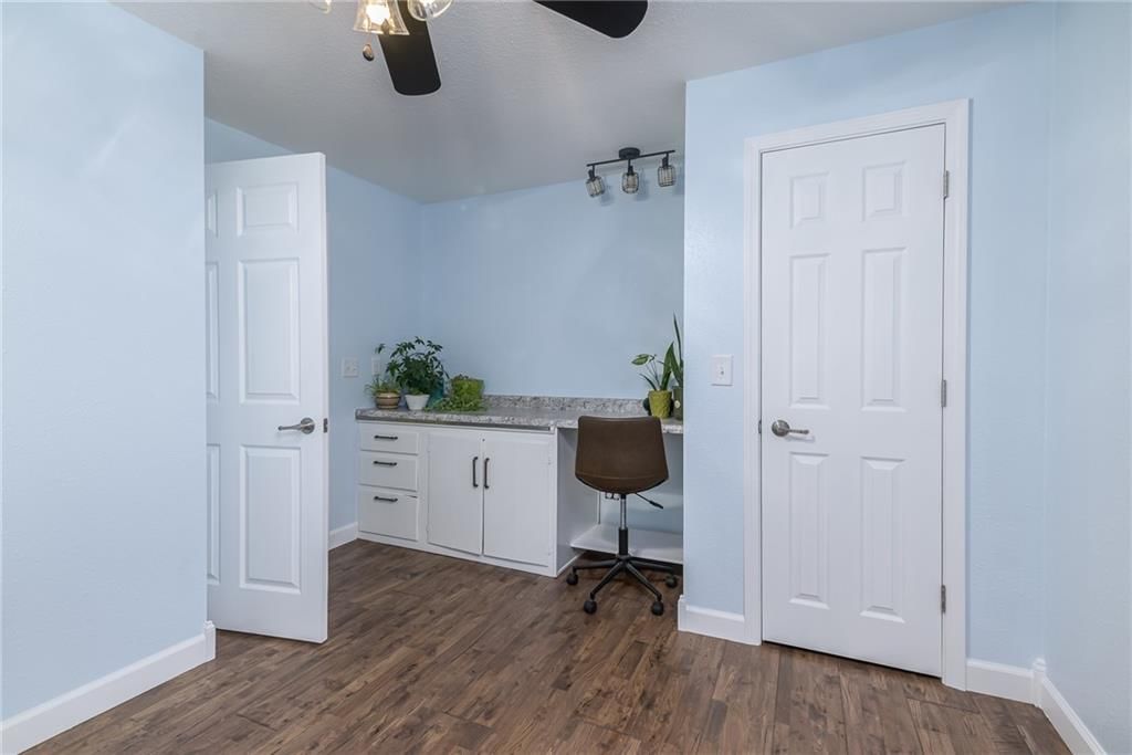 525 Pleasant Street — photo 20