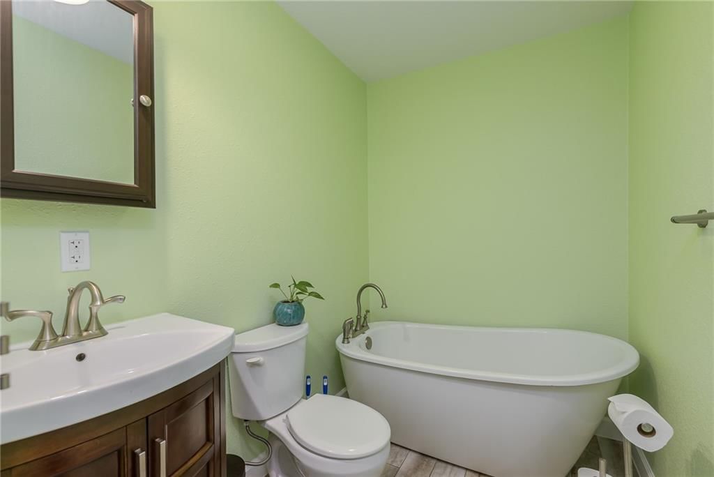 525 Pleasant Street — photo 21