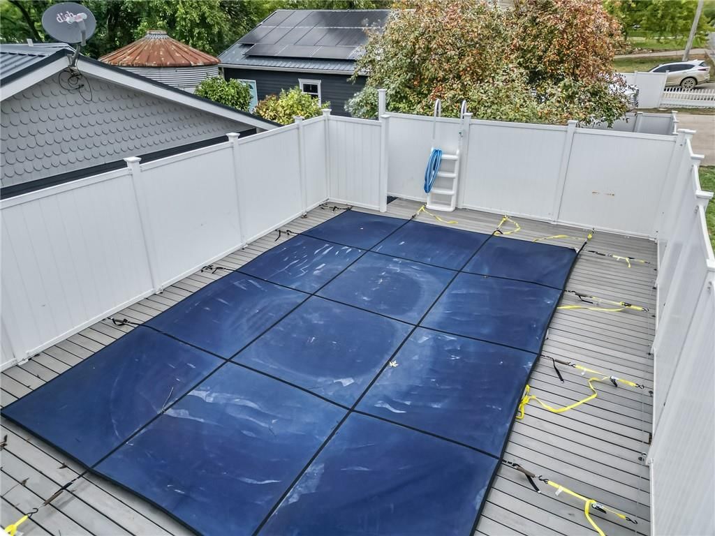 525 Pleasant Street — photo 22