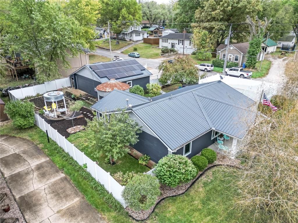 525 Pleasant Street — photo 33