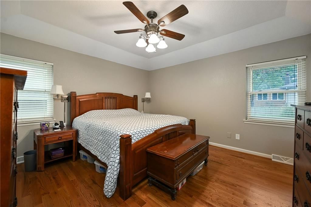 Photo 9 of 21 - 2901 SE 6 Street