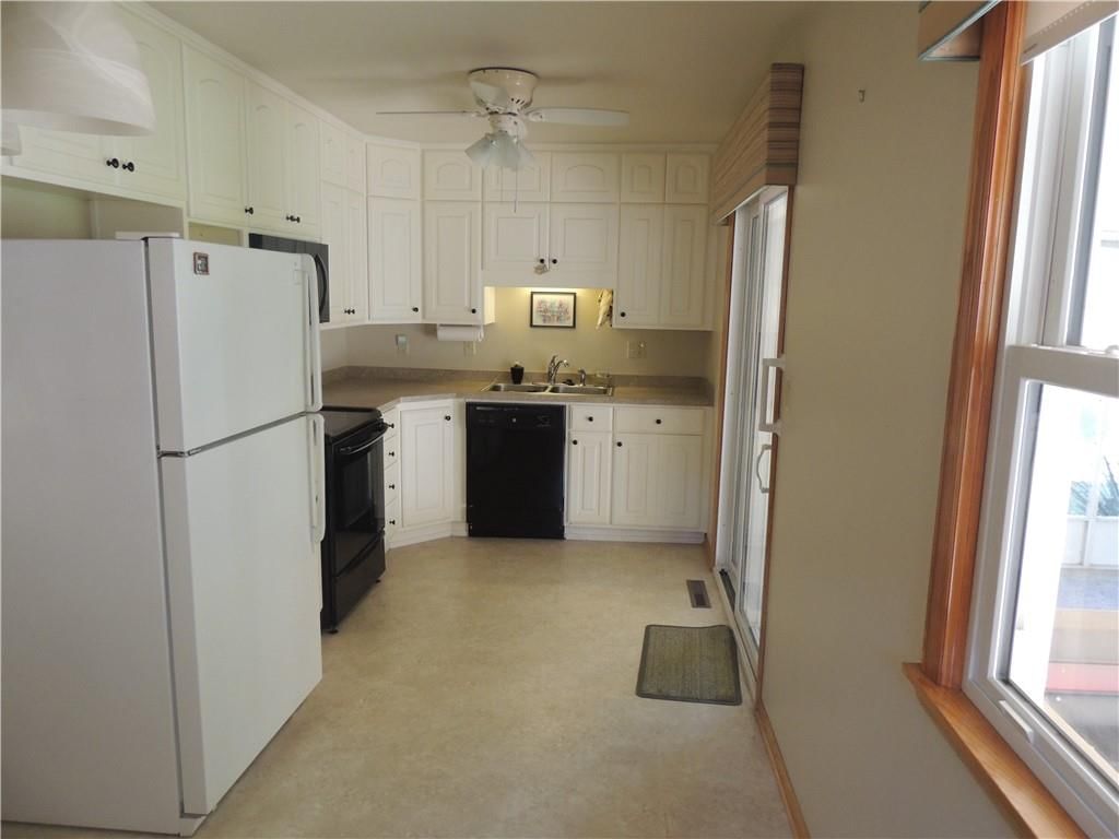 Photo 13 of 37 - 3517 S Pleasant Street