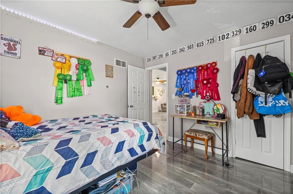 210 NE Maple Street — photo 13